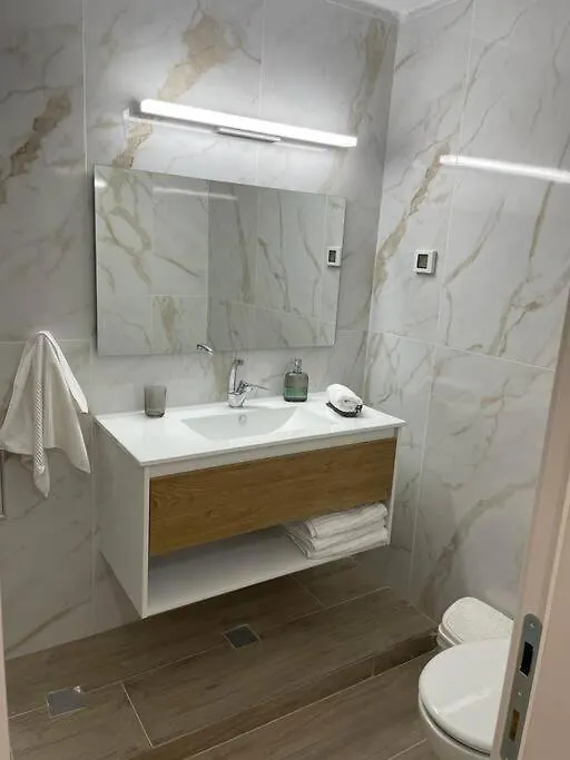 Dc Apartments - 2 Bedrooms Near The Beach Eilat